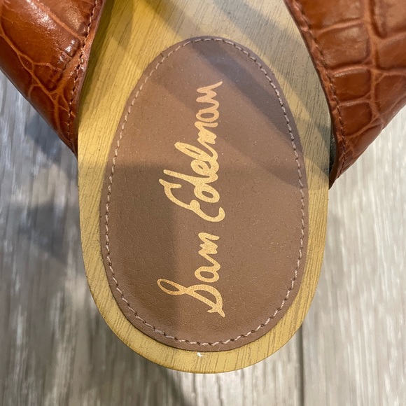 Size 9 Sam Edelman brown studded wedges - Picture 4 of 8